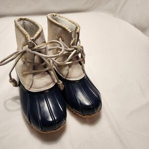 Women's‎ Navy and Cream Winter Boots